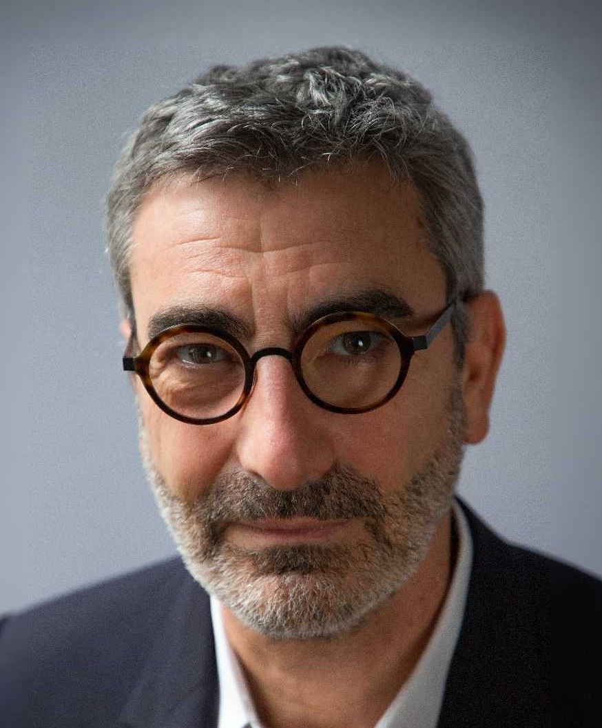 Simon Free - Chief Growth Officer (CGO) with digital transformation experience at PwC and IBM